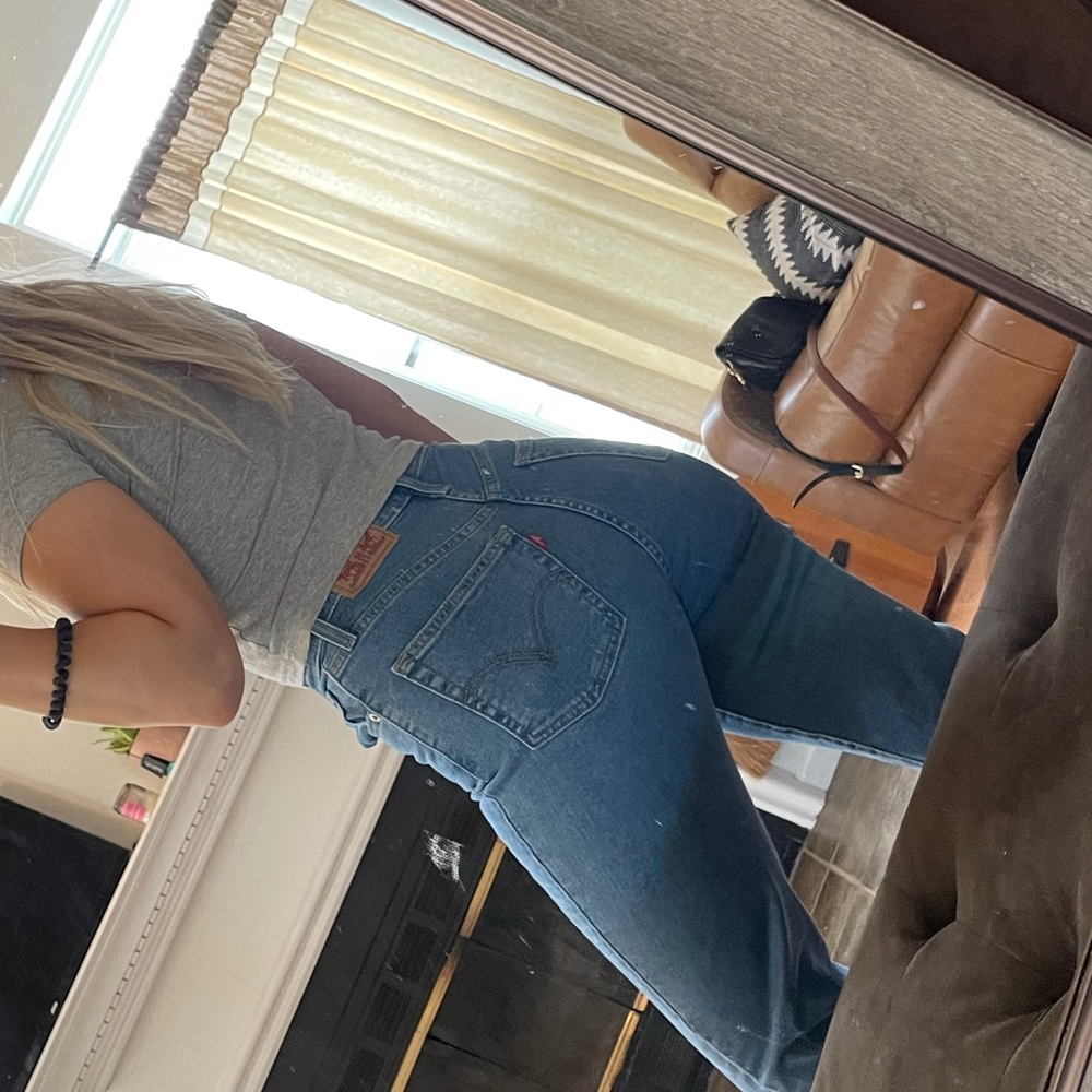 LEVI - High Waisted Taper - Jeans LIKE NEW